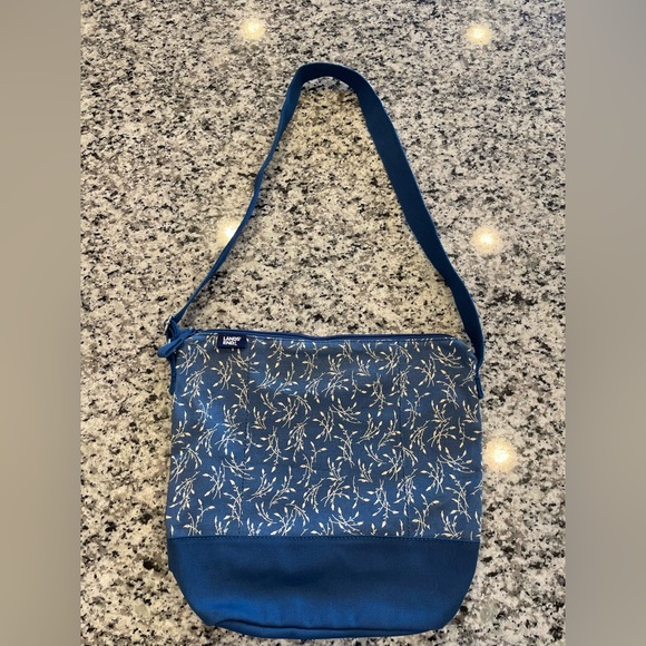 Lands’ End Canvas Tote - Picture 1 of 6
